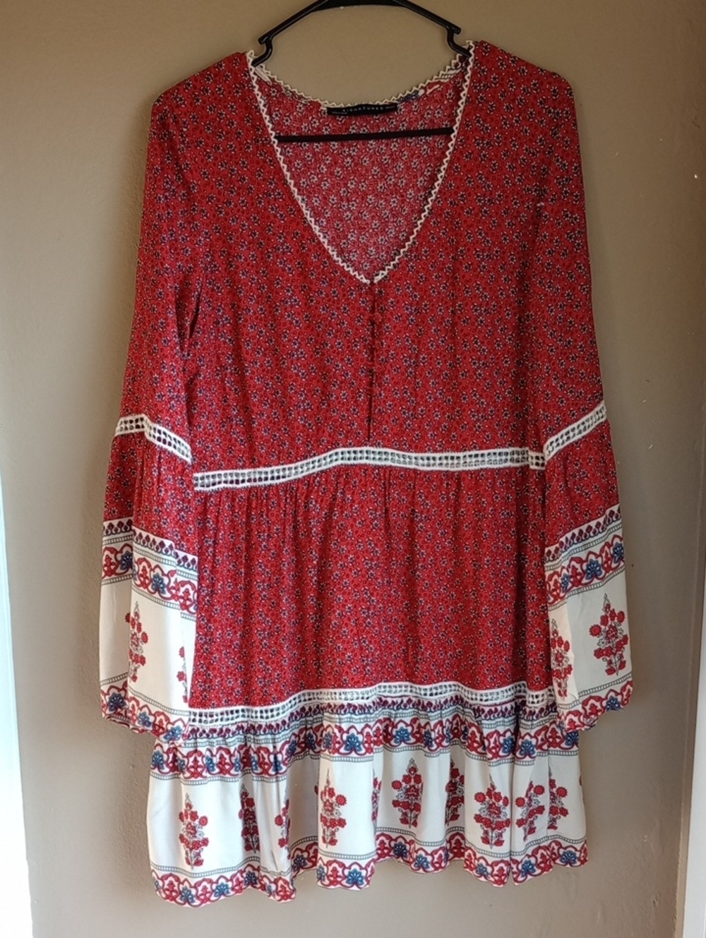 Signature 8 Mini Boho Flowy Light Weight Floral Dress Size M